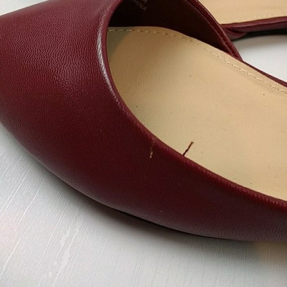 Early Black Friday! Red pointed toe flats - Size 5.5 - Picture 5 of 5